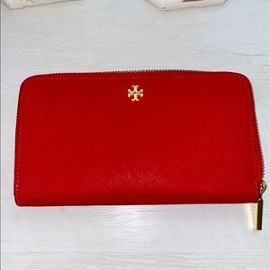 Tory Burch wallet
